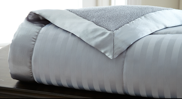 demask striped blanket gold